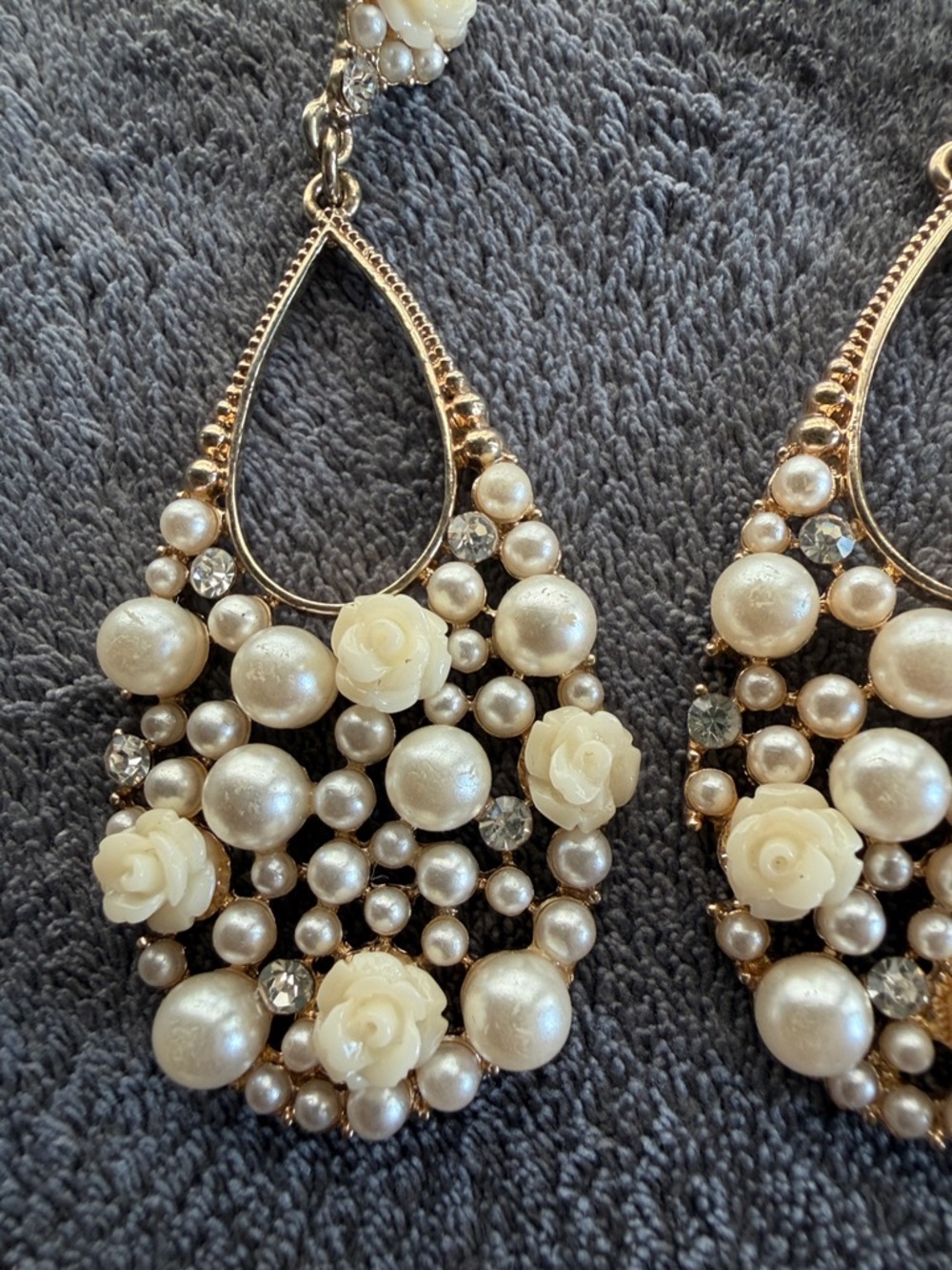 Earring Bundle - Picture 2 of 5
